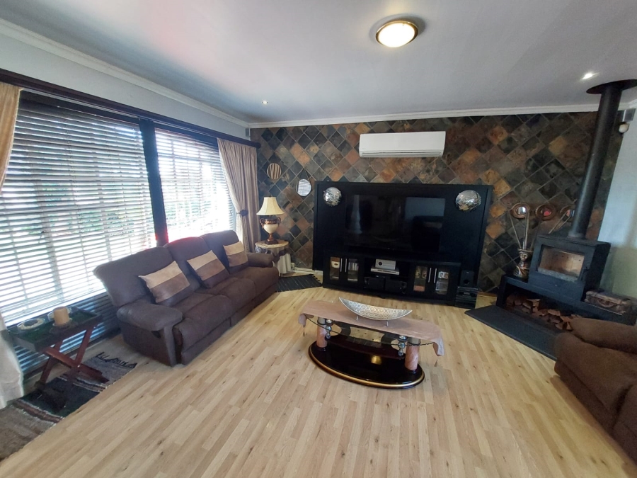 3 Bedroom Property for Sale in Meiringspark North West